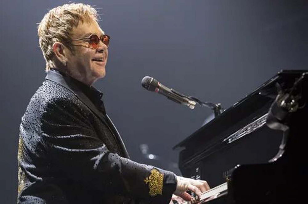 Az daha ölüyordu! Ünlü şarkıcı Elton John'un özel jeti üçüncü denemede yere inebildi! 7