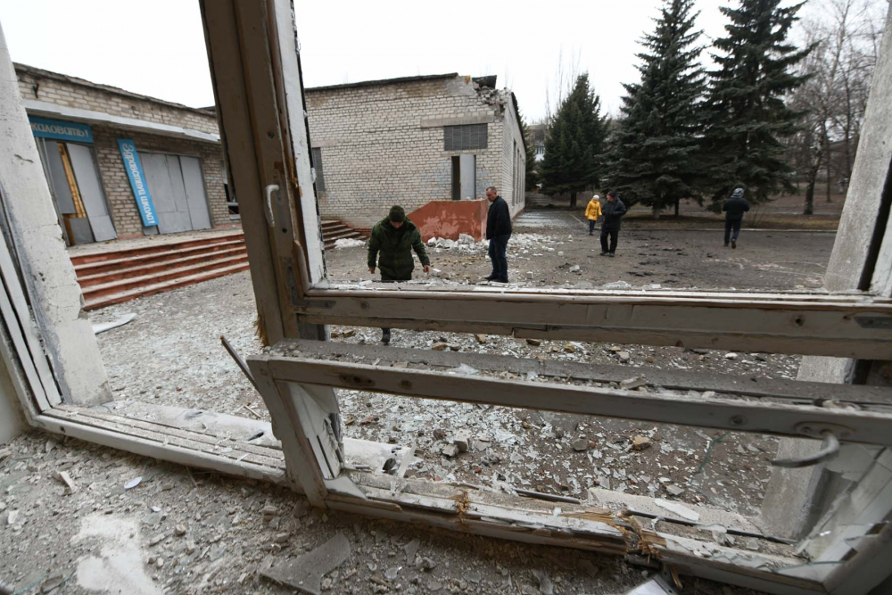 Ukrayna - Rusya savaşının acı fotoğrafları...Rusya'nın saldırıları sonrası Ukraynalılar metro istasyonlarında sığındı! Halk yaşam savaşı veriyor! 38