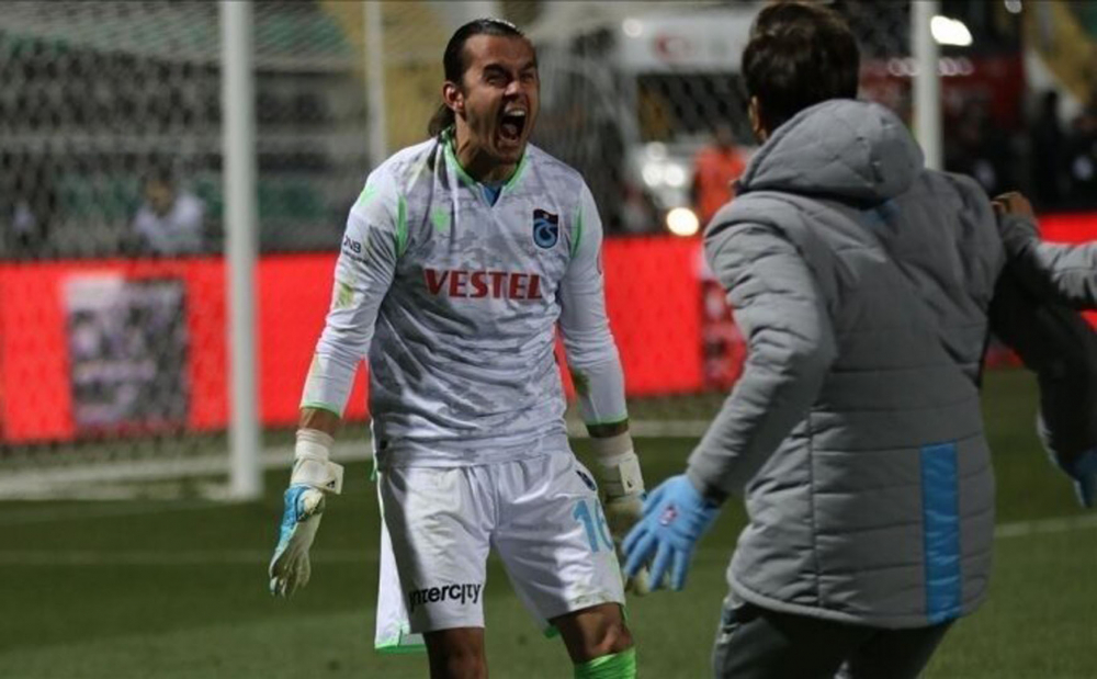 Abdullah Avcı kupada rotasyona gidiyor! Sürpriz isimler kadroda! Trabzonspor'un 11'i belli oldu! 2