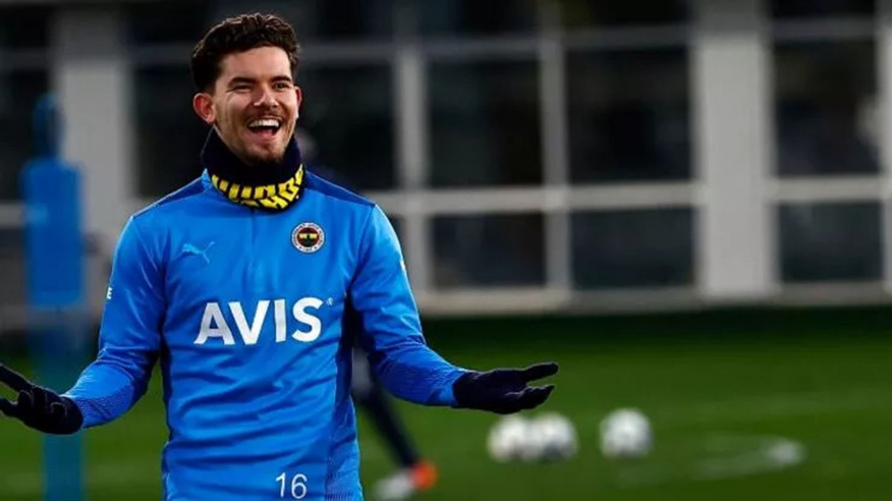 Fenerbahçe'ye Ferdi Kadıoğlu müjdesi! Yıldız futbolcunun dönüşü beklenenden önce olacak! 2