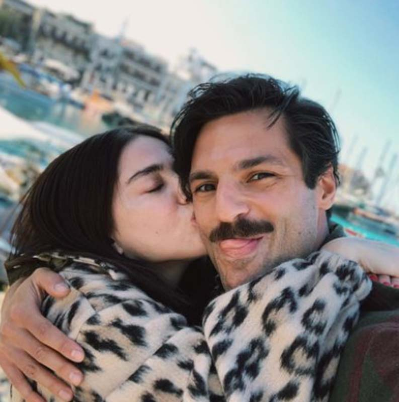 Özge Gürel ile aşkı Kiraz Mevsimi'nde başlamıştı! Düğün hazırlığı yapan Serkan Çayoğlu'nun ayrılık kararı hayrete düşürdü! 6