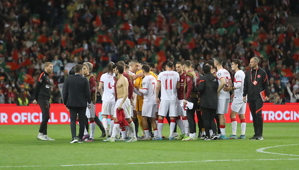 Portekiz hezimeti sonrası gerçekler ortaya çıktı! Futbolcular 3'lü sistem için uyardı, Stefan Kuntz dinlemedi! "Ben bu sistemde başarılı olamam" 1