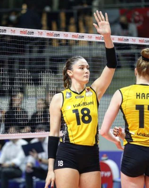 Güzelliğiyle hayran bırakan Milli Voleybolcu Zehra Güneş'in Sefo itirafı şaşkına uğrattı! Kimse beklemiyordu! "Özel günlerim..." 8