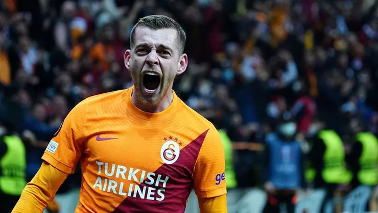 Galatasaray'da Burak Elmas'ın ardından yaprak dökümü başlıyor! Kadro sil baştan! Yıldız isimler bir bir gidecek! 10