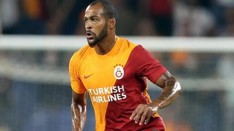 Galatasaray'da Burak Elmas'ın ardından yaprak dökümü başlıyor! Kadro sil baştan! Yıldız isimler bir bir gidecek! 7