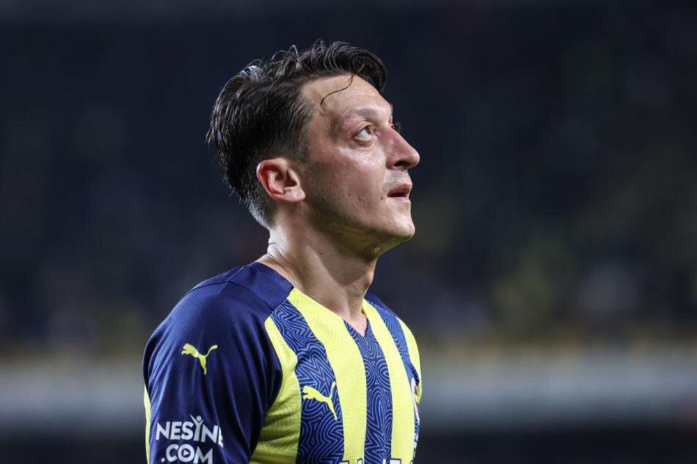 Mesut Özil'in menajerinden ayrılık açıklaması! Bu sözler çok konuşulacak! 4