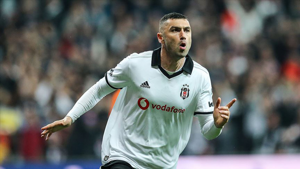 Beşiktaş eski golcüsüne kavuşuyor! Burak Yılmaz kariyerini "çocukluğunun takımında" noktalayacak! 7