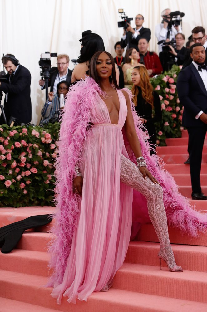 MET Gala 2019'un en çok konuşulan kostümleri 17