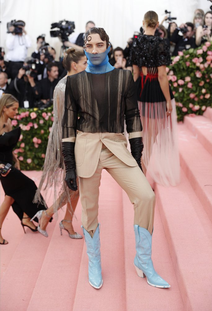 MET Gala 2019'un en çok konuşulan kostümleri 7