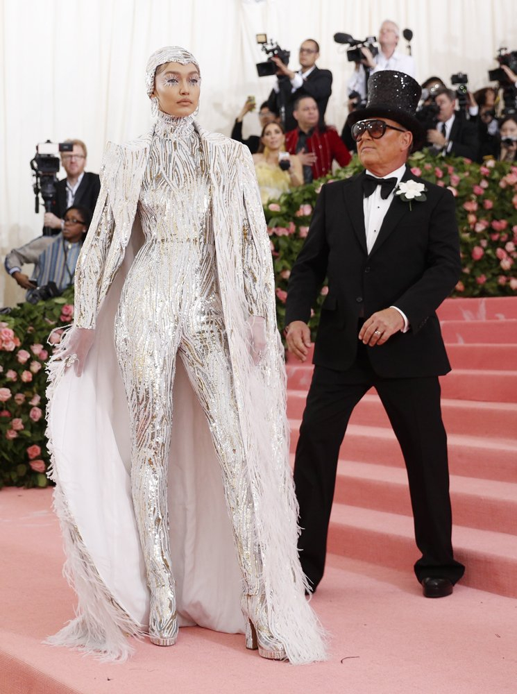 MET Gala 2019'un en çok konuşulan kostümleri 9