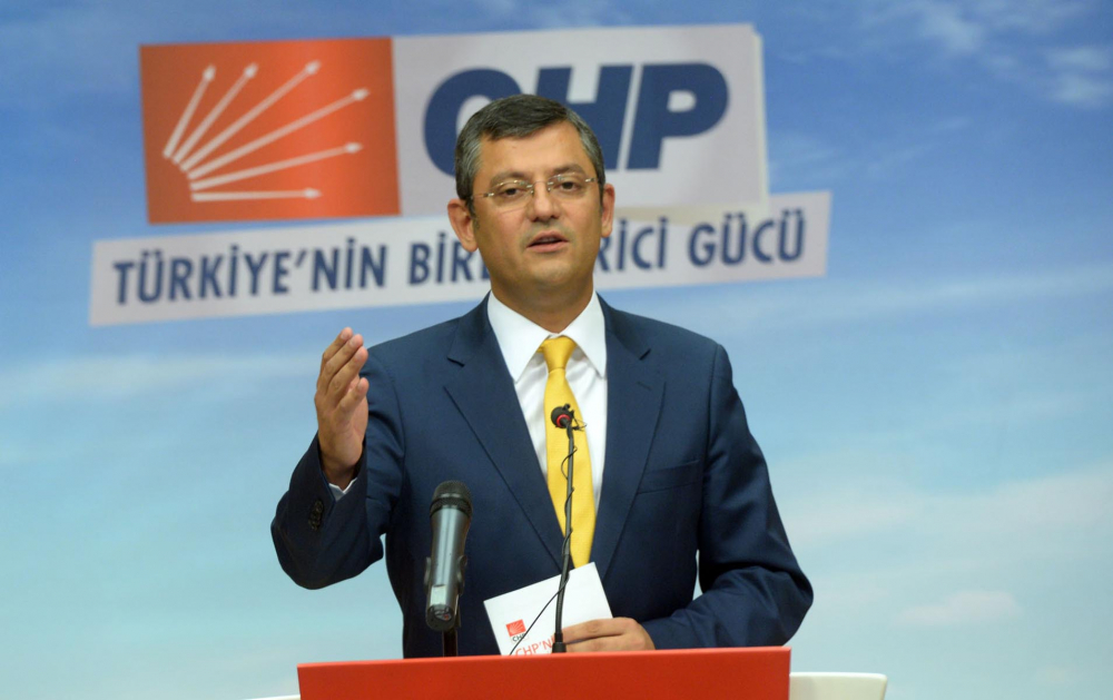 CHP 'oy devşirmek için bu yolu seçmiş! CHP'li vekil Özgür Özel 'traktör' vaadini itiraf etti! 1