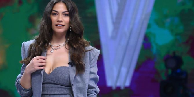 Demet Özdemir'in ablasına acımasız yorumlar "Pes" dedirtti!