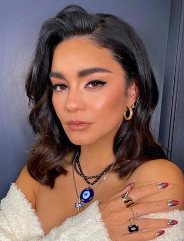 Ünlü oyuncu Vanessa Hudgens ruhlarla konuştuğunu itiraf etti! Açıklamaları tüyler ürpertti! 7