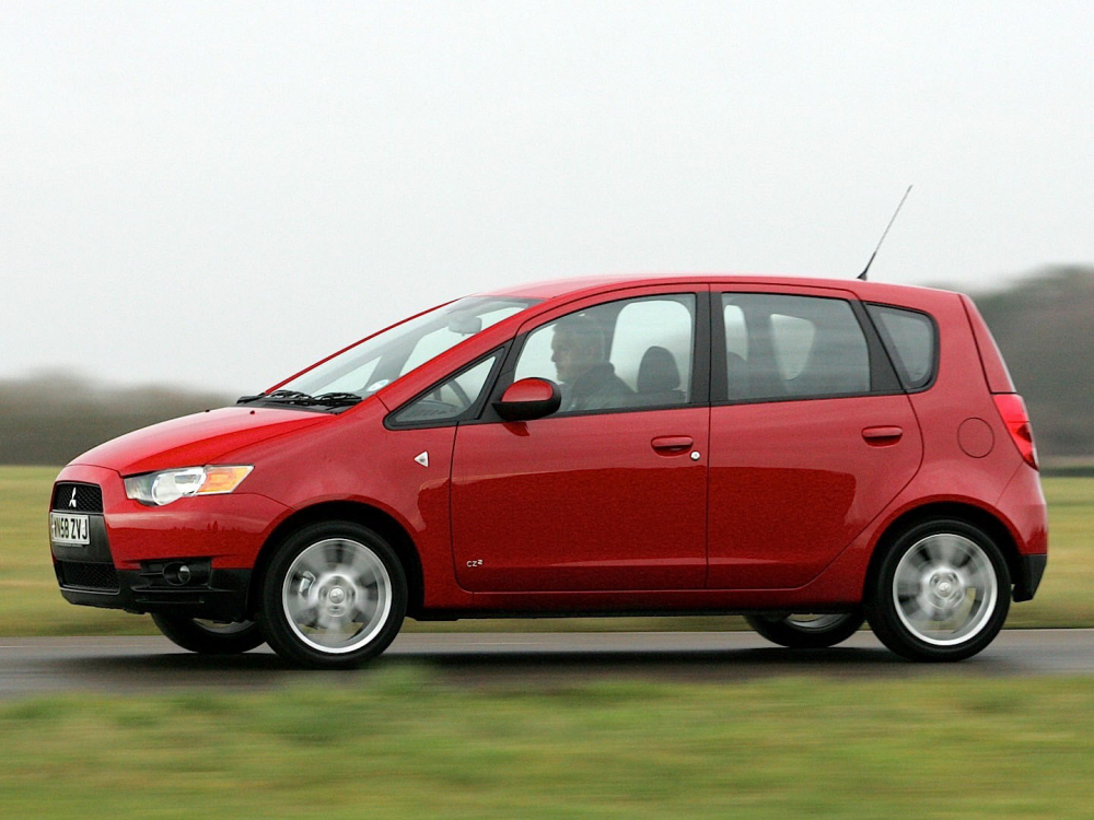 Yatırımın adresi yine Türkiye oldu! Renault, yeni modeli Mitsubishi Colt'u sanayi kenti Bursa’da üretecek 3