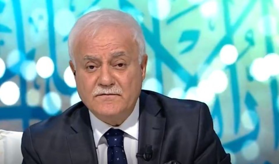 Nihat Hatipoğlu'nu sinirlendiren soru: "Evleneceğim kızı bırakıp, ablasıyla evlensem olur mu?" 3