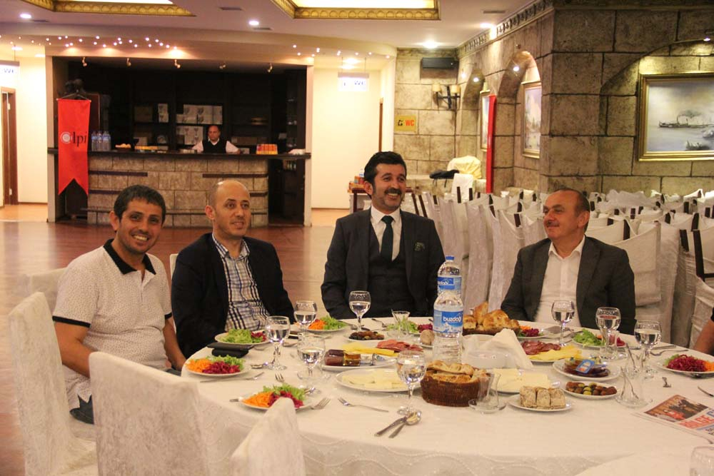 ALPİ Diş’ten geleneksel iftar yemeği 6