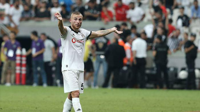 Yıldız futbolcular askere gidiyor! İşte bedelli askerlik yapacak futbolcular... 17