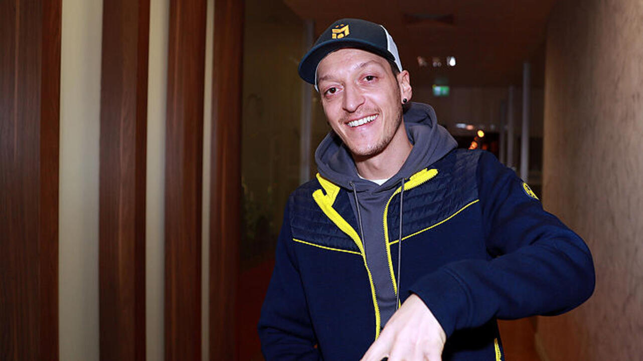 Son dakika! Mesut Özil'in imza töreni için saat verildi!