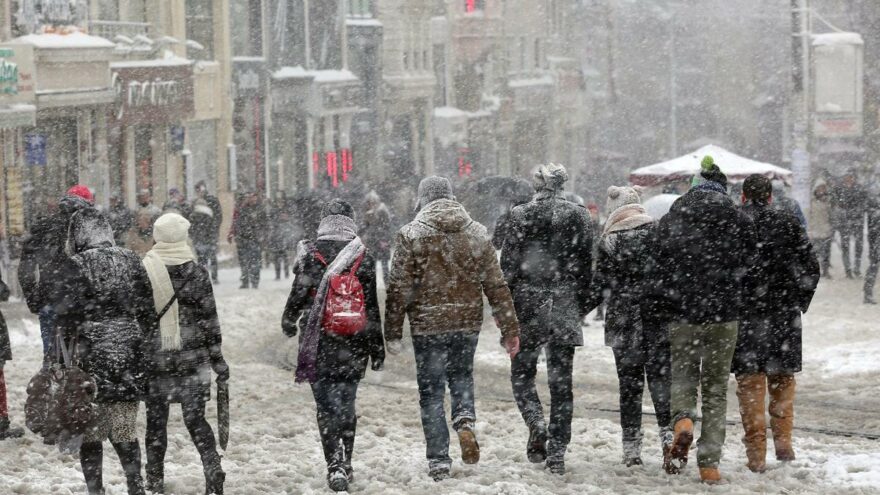 Sibirya soğukları geldi! Meteoroloji'den peş peşe kar uyarısı...