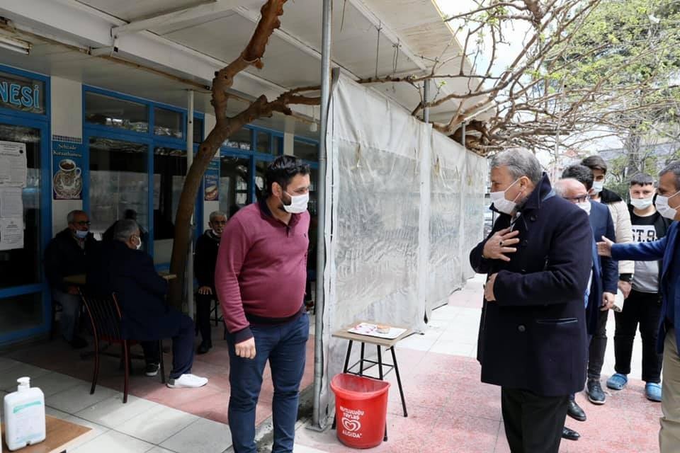 Yunusemre Belediye Başkanı vatandaşların pandemi kurallarına uymaya davet etti