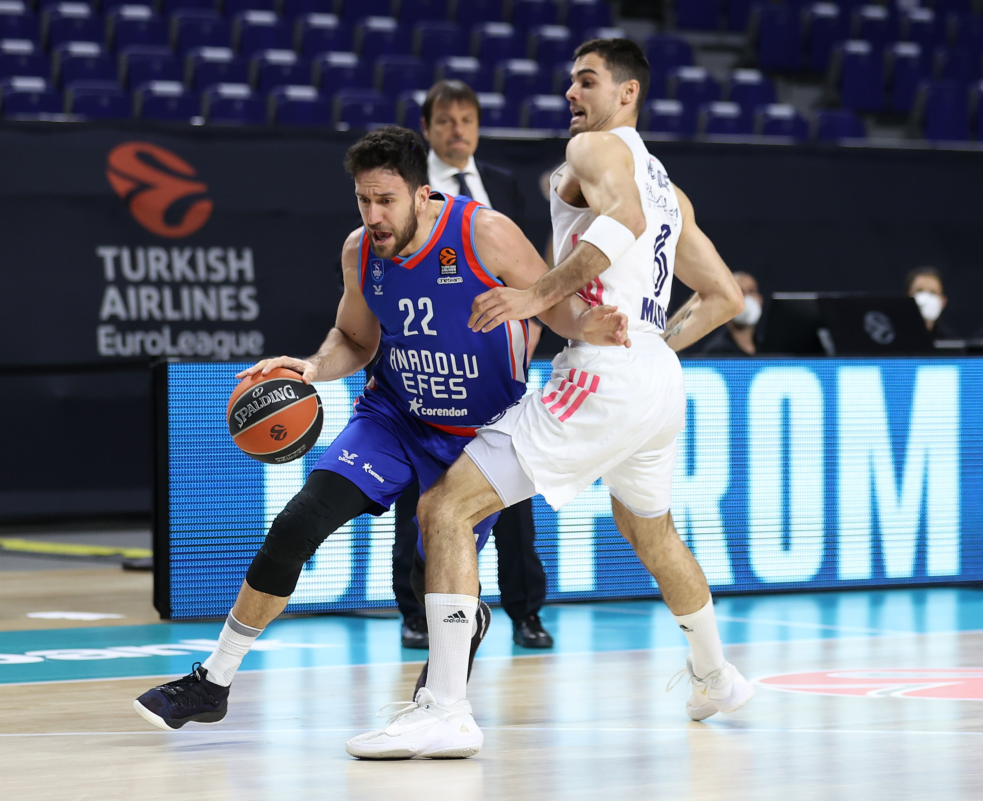 Anadolu Efes 90 - 63 Real Madrid | MAÇ SONUCU