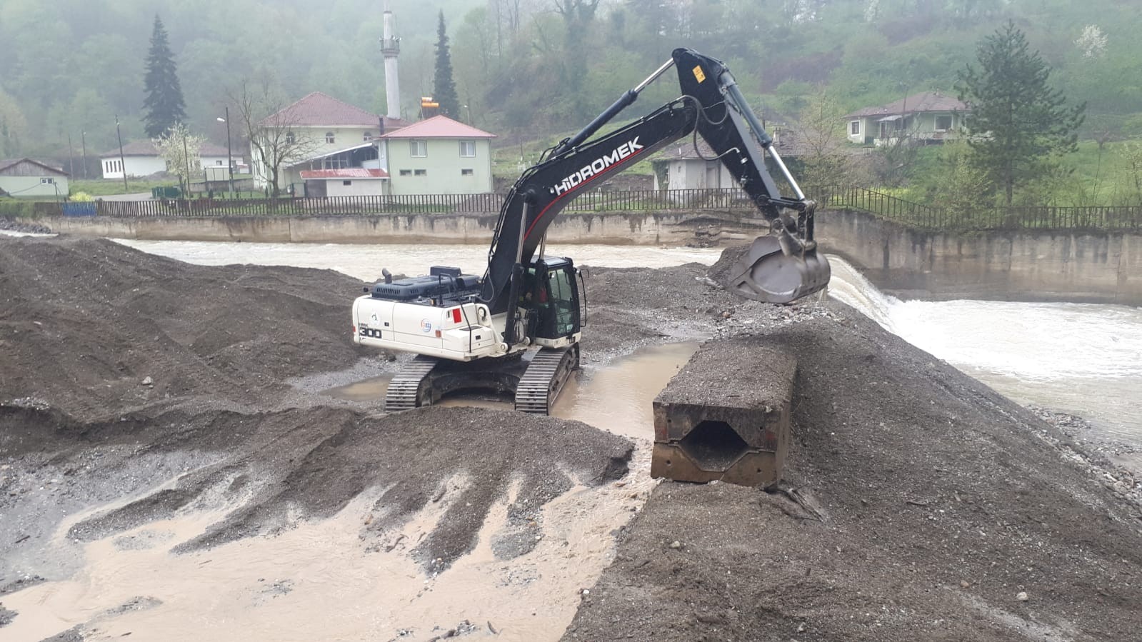 Düzce Belediyesi ikinci etap çalışmasını başlattı