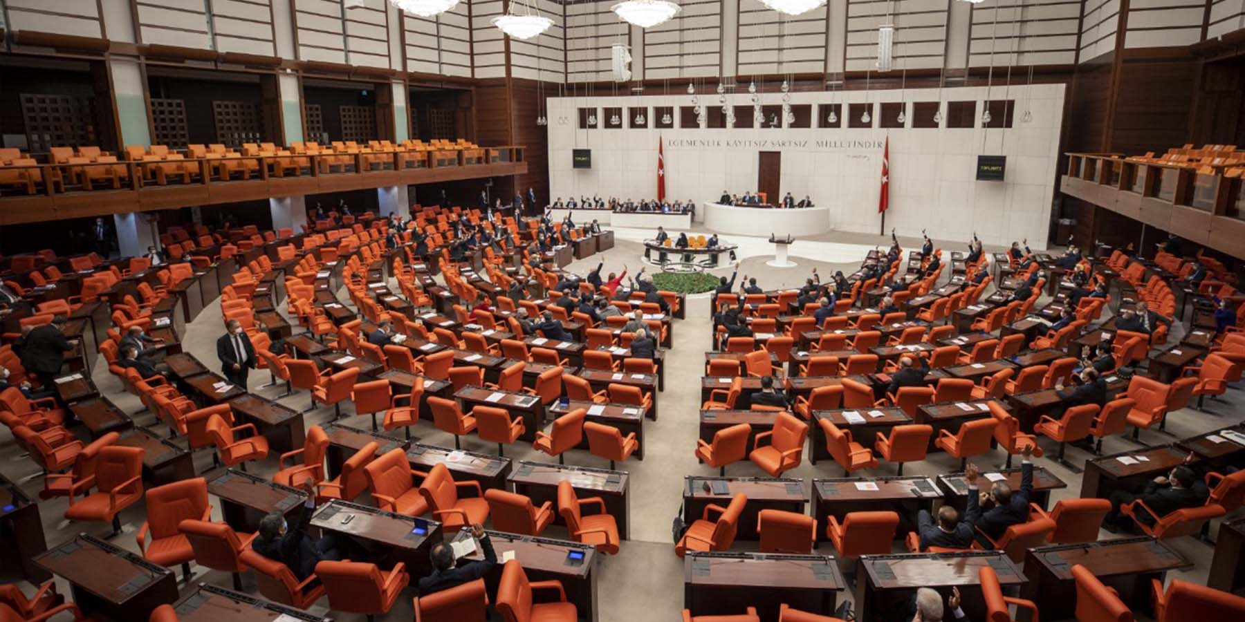 AK Parti'den Yerel Yönetimler Yasası'nda reform: 7 ana değişklik yapılacak! Otopark, bina önerisi, deprem, parsel...