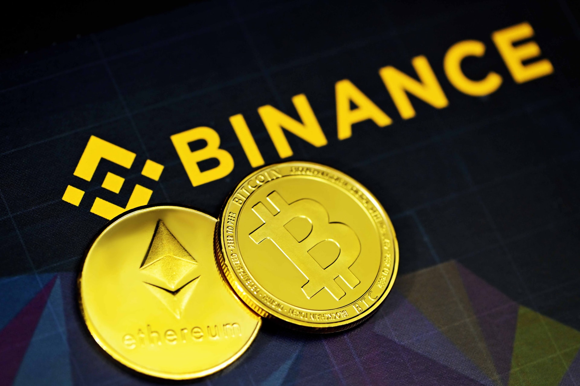 Binance iddialara yanıt verdi! Sabahta erişilemiyordu!