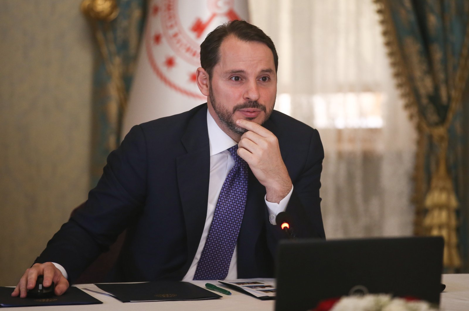 Albayrak: Kamu bankaları 2020'ye girmeden faizi tek haneye düşürecek