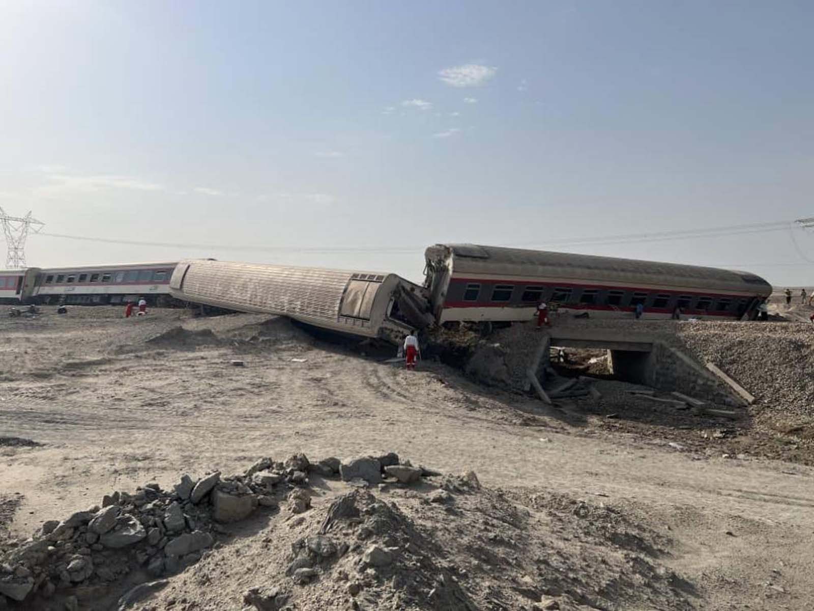 İran'daki tren kazasıyla ilgili yeni gelişme! Can kaybı 22’ye yükseldi!