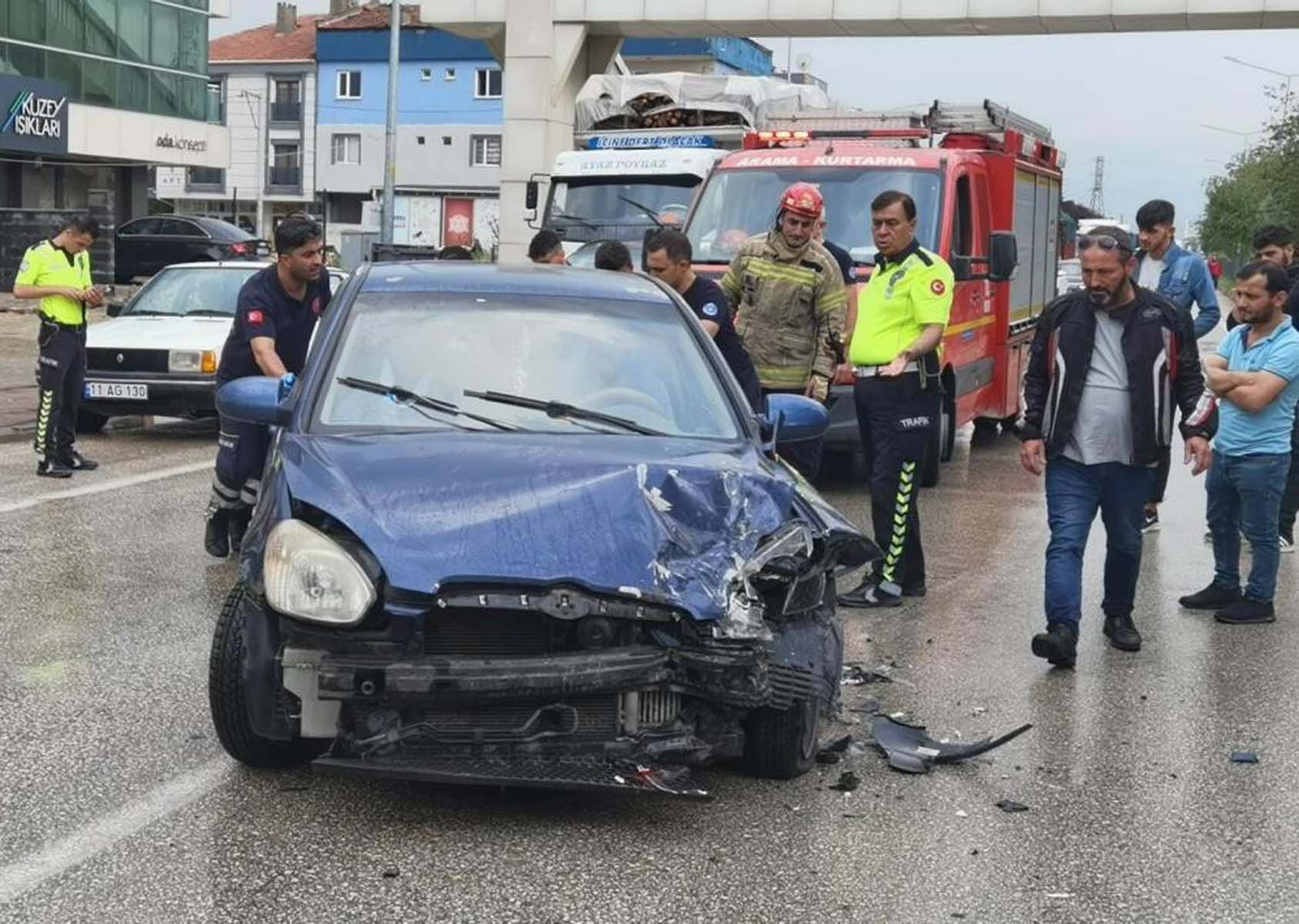 Bursa'da zincirleme kaza! Çok sayıda yaralı var!