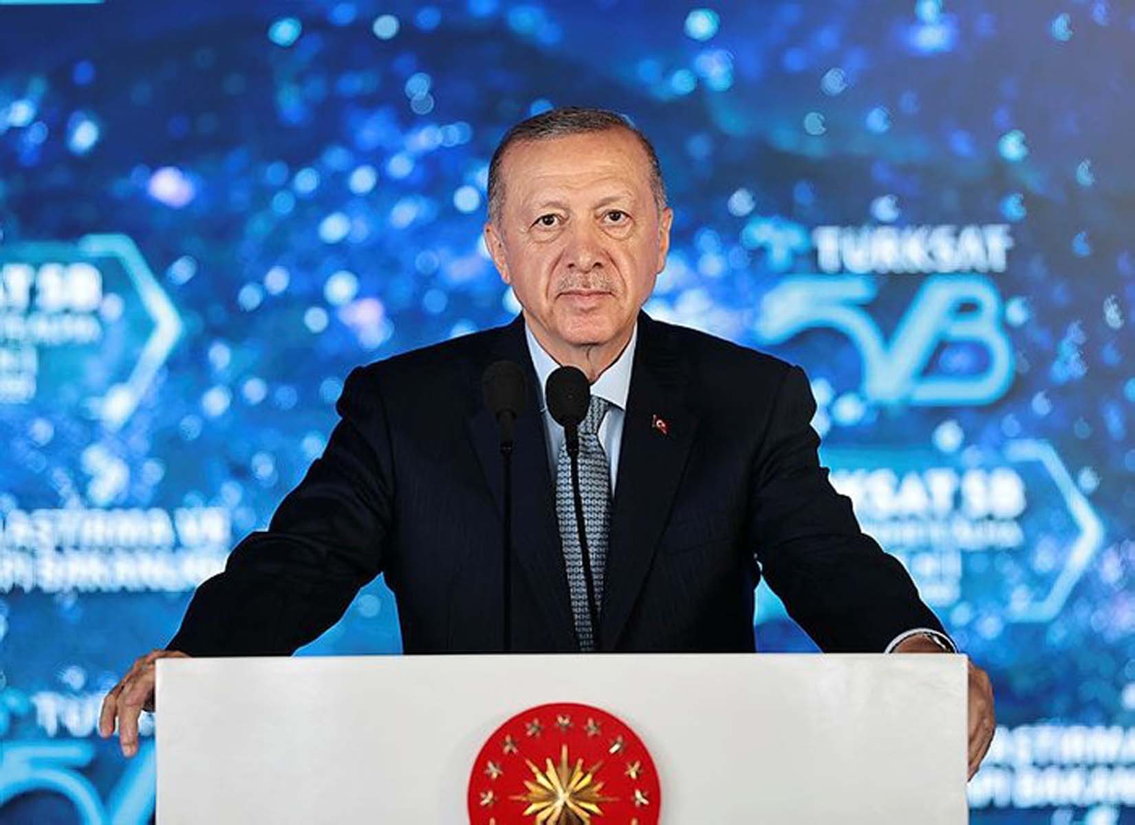 Son dakika! Cumhurbaşkanı Erdoğan butona bastı! "Uzaydaki uydu aracı sayımızı 10'a çıkarıyoruz!"