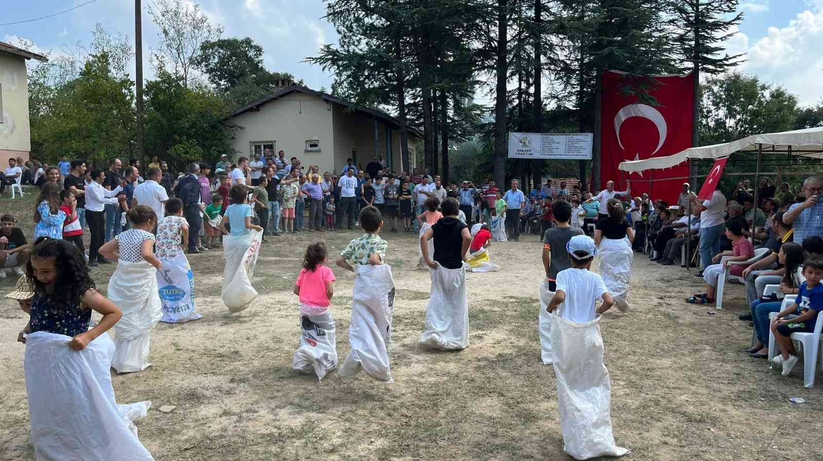 Bursa'da köylülerin yüzlerce yıllık geleneği unutulmadı