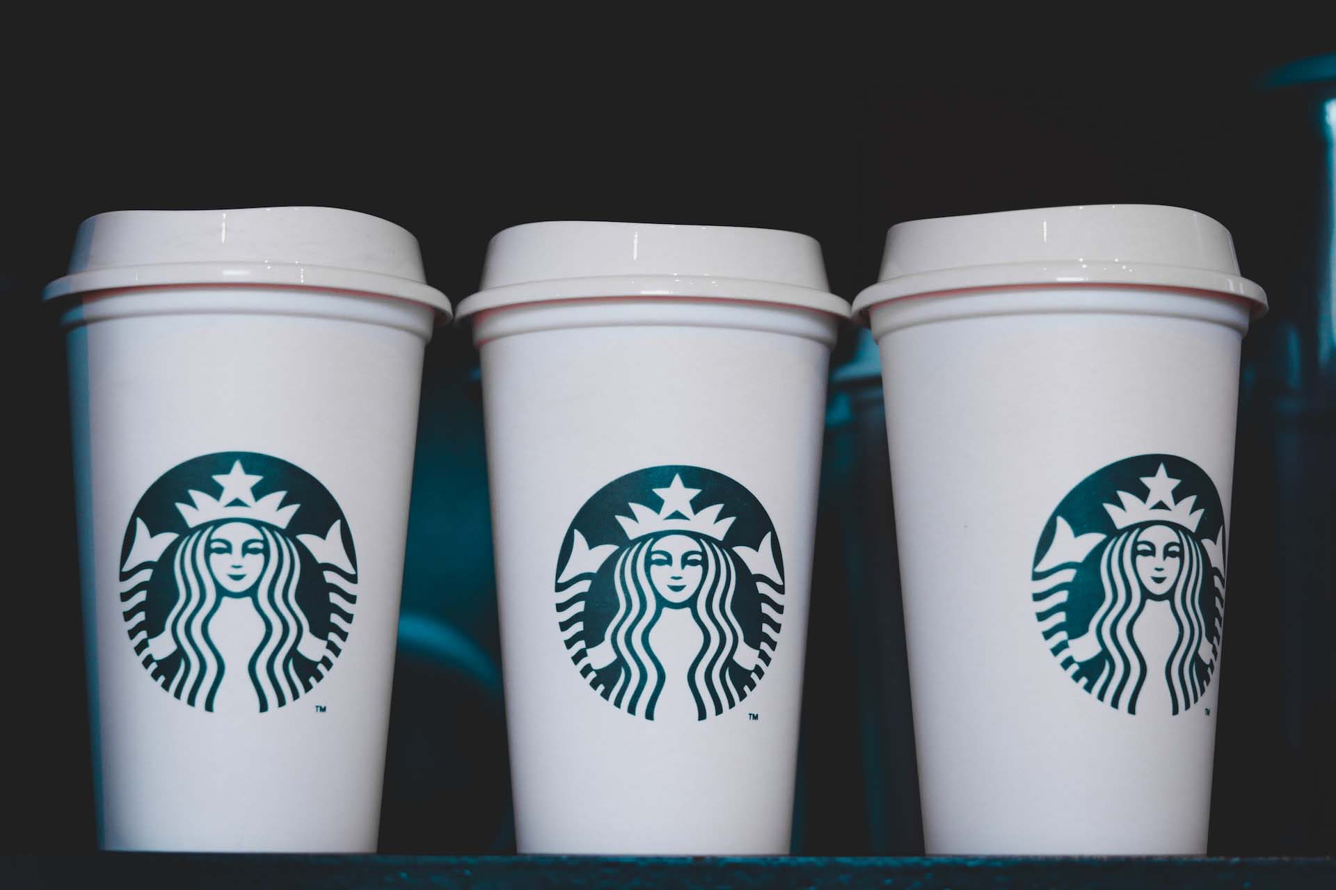 Starbucks güncel fiyatlar listesi 2022 | Starbucks internet ücretli mi? İşte kahve ve içecek fiyatları...