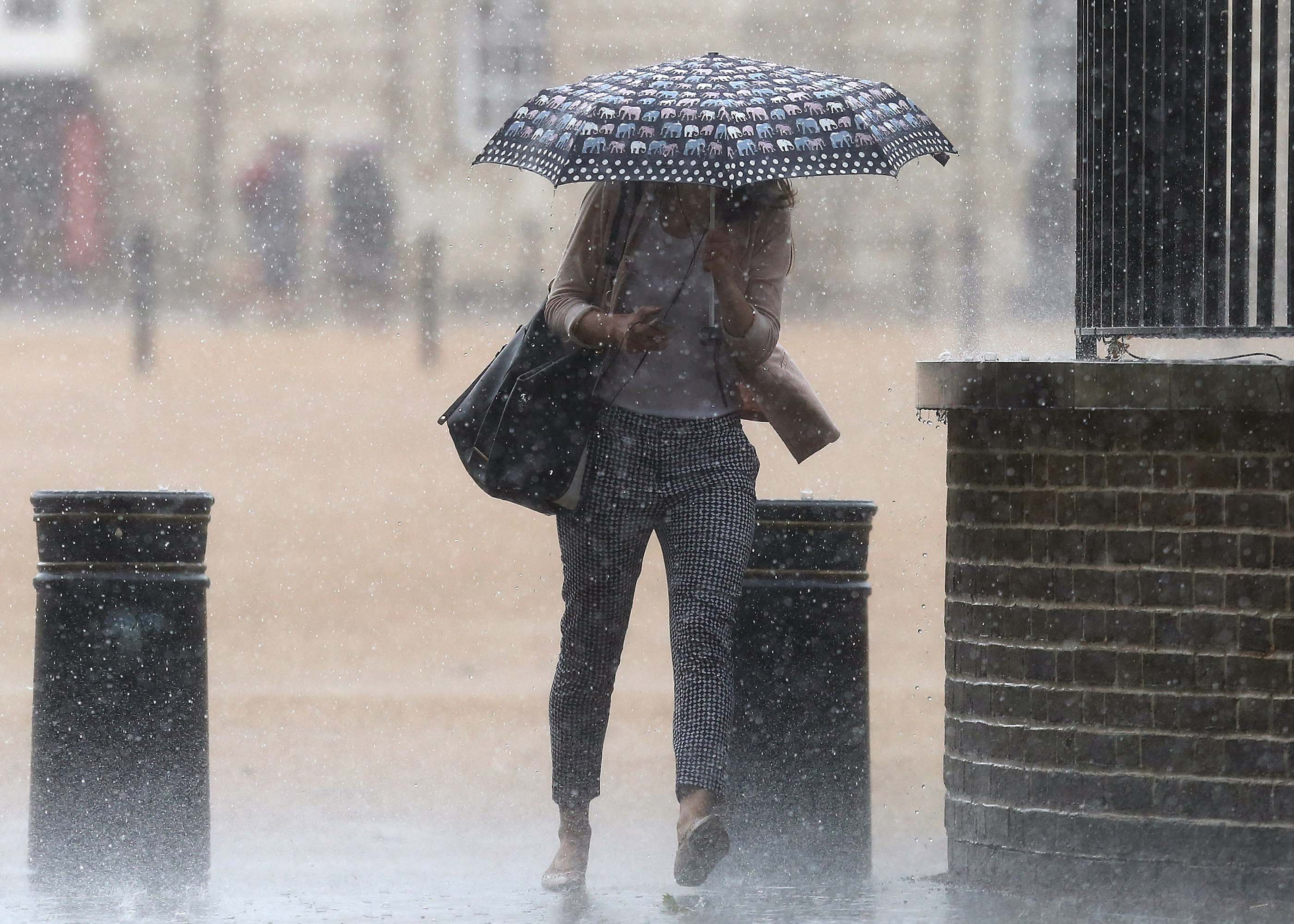 20 Ekim 2022 Perşembe hava durumu: Dikkat! Meteorolojiden o bölgeler için fırtına ve şiddetli yağış uyarısı! Sel, su baskını, heyelan olabilir...