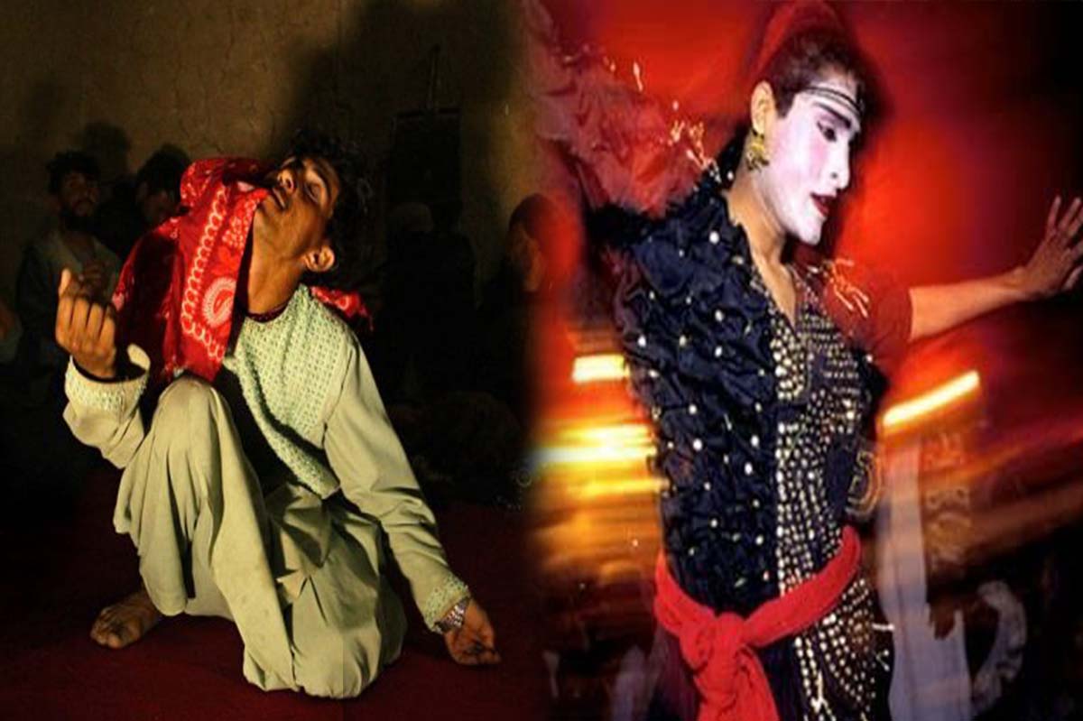 Kadınlar gibi dans ettirip, eğleniyorlar! Erkek çocuklarına yapılan insanlık dışı eziyet "Bacha Bazi" hakkında bilinmeyenler