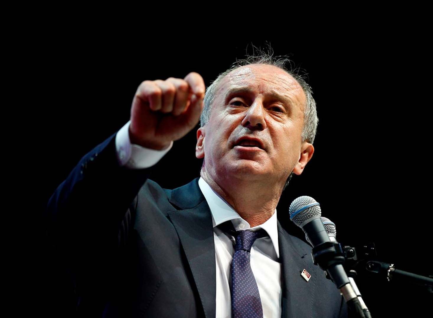 Muharrem İnce, Kemal Kılıçdaroğlu'nu topa tuttu: "Siyaset tavır koyma işidir, ilke işidir, duruş işidir, omurga işidir"