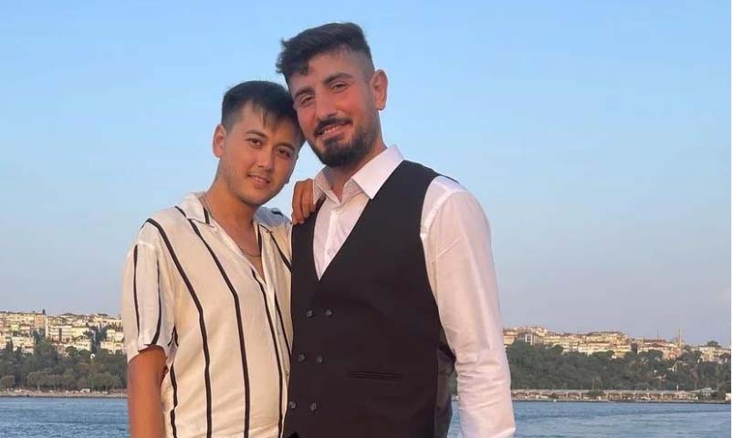 TikTok fenomeni Caner ve Nejdet'ten beklenmedik paylaşım! O haberi "Birbirimize sevgimiz saygımız azaldı" diyerek duyurdu