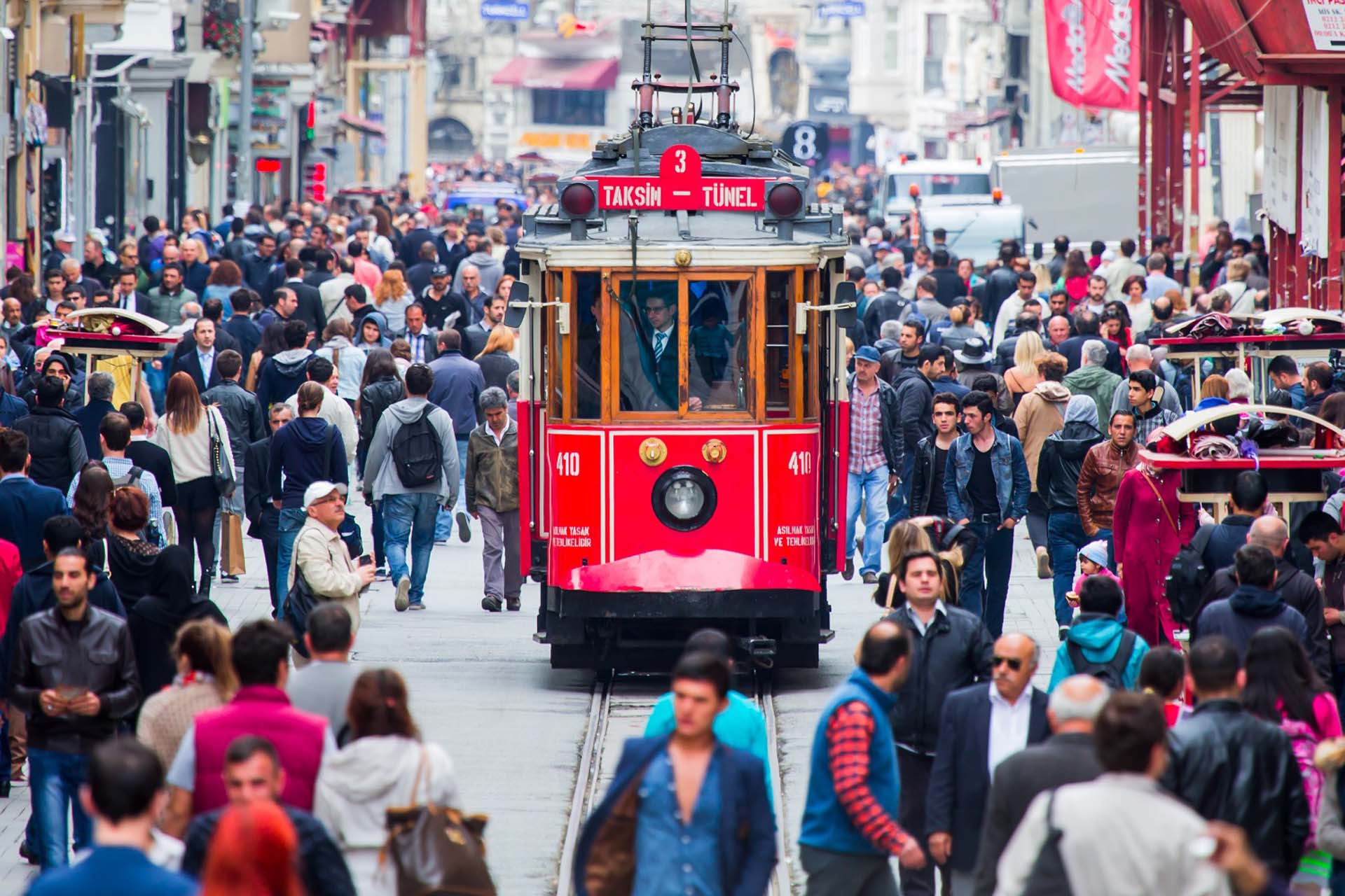 TÜİK, Türkiye nüfusunu açıkladı! İşte il il kadın ve erkek sayısı...