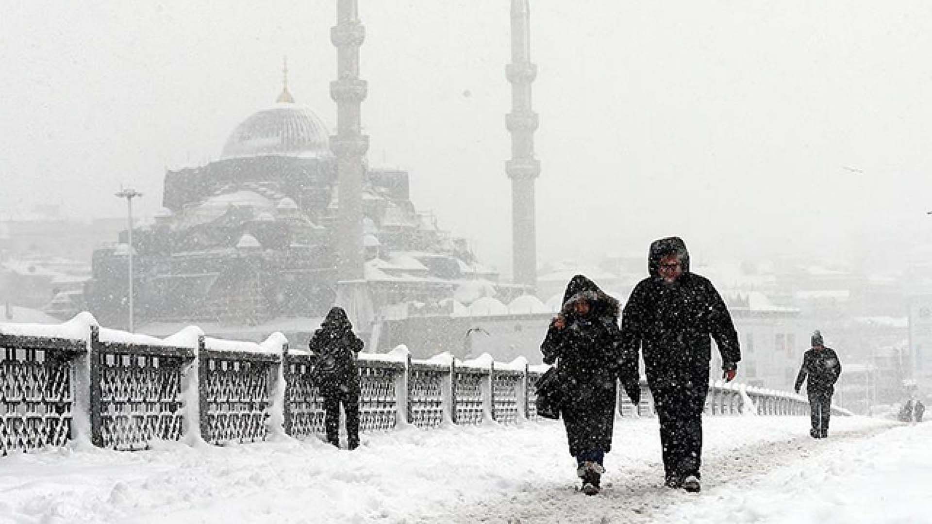 O illerde yaşayanlar çok üşüyecek! Meteoroloji'den sağanak ve kar yağışı uyarısı: İşte il il hava durumu...