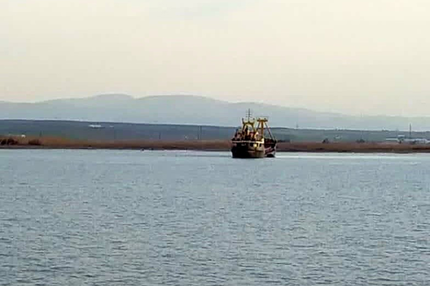 Marmara Denizi İmralı Adası açıklarında kargo gemisi battı! Gemide bulunan 6 personel için çalışmalar başladı