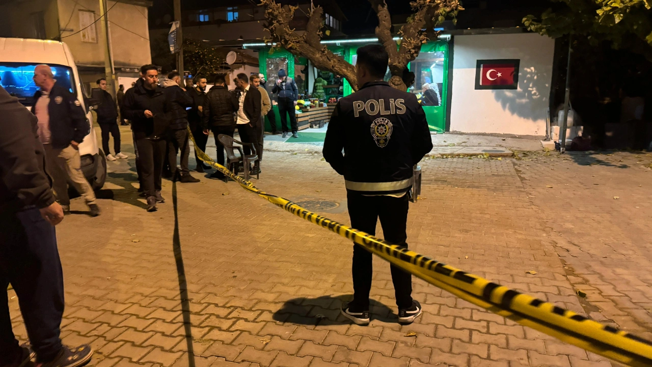 İzmir'de polise silahlı saldırı! Valilik son dakika açıklaması yaptı