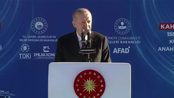 Başkan Erdoğan Deprem konutları teslim töreninde konuştu: 6 Şubat depremlerinin yaralarını sarmak için gece gündüz çalışıyoruz