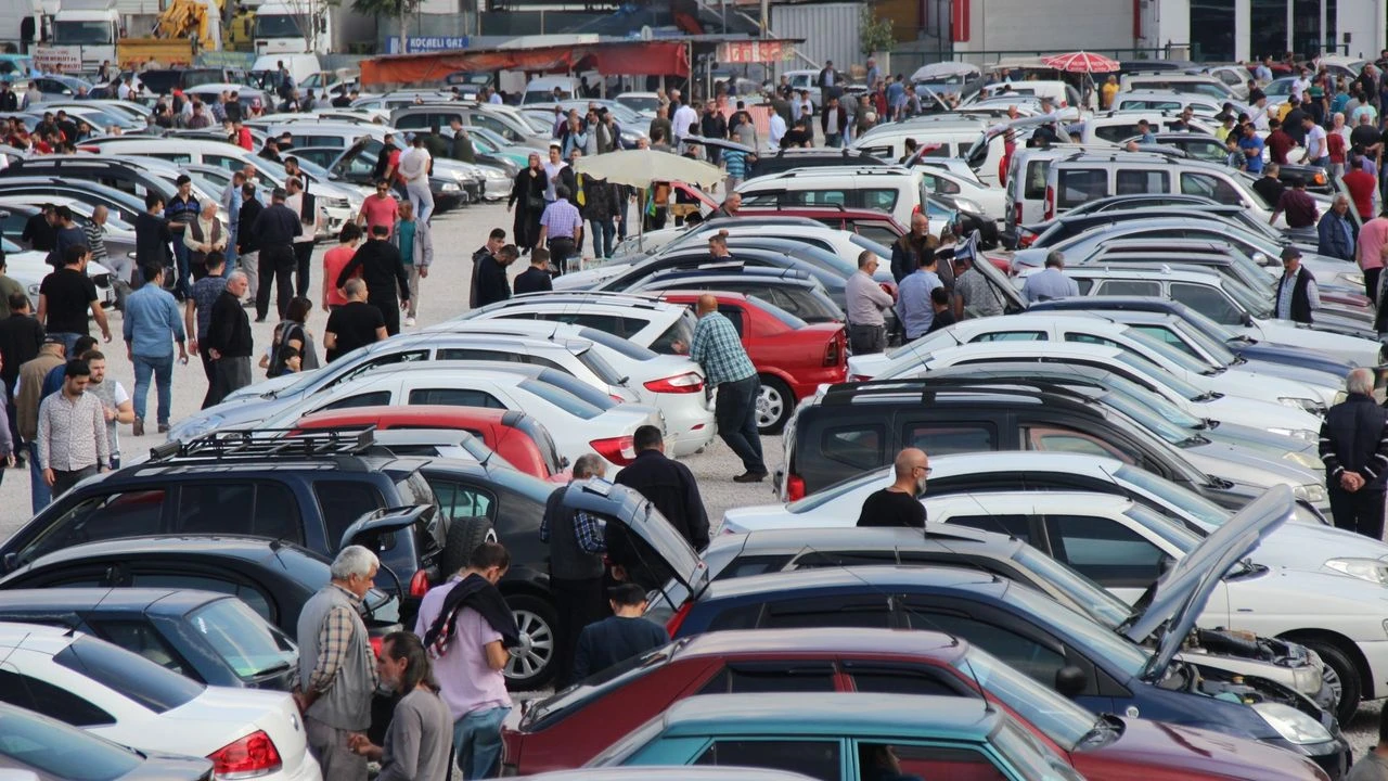 Peynir ekmek gibi satılıyor! 600 bin TL'ye kredi çekmeden daha az borçlanarak alabileceğiniz 9 otomobil