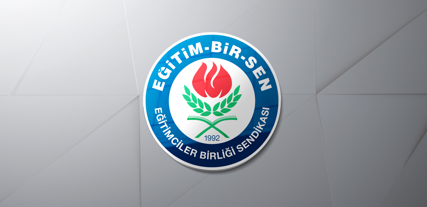 EĞİTİM BİR-SEN'den basın açıklaması: Öğrenciler siyasi manipülasyonlara alet edilmemeli