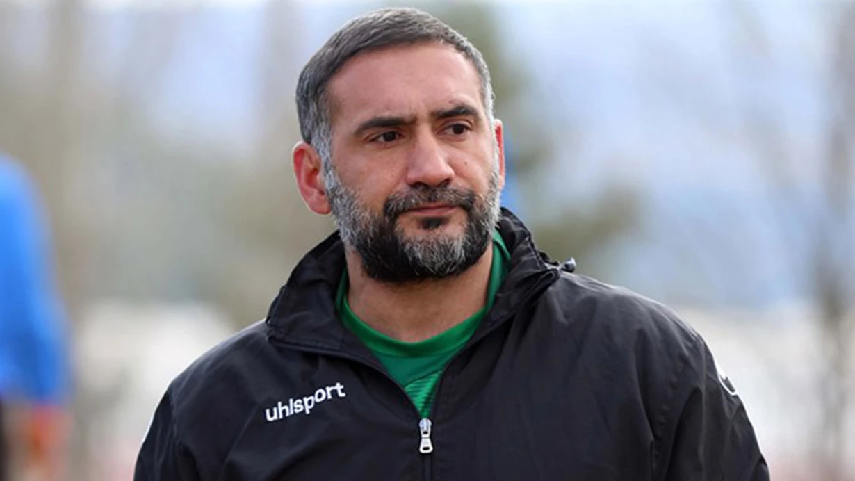 'Galatasaray'lı eski milli futbolcu Ümit Karan tutuklandı' iddiası doğru mu: Ümit Karan'ın suçu ne? Ümit Karan kimdir ve kaç yaşında?