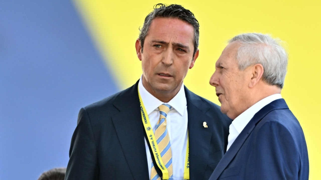 Taraftar sesini iyice yükseltti, Ali Koç Aziz Yıldırım'dan medet umdu!
