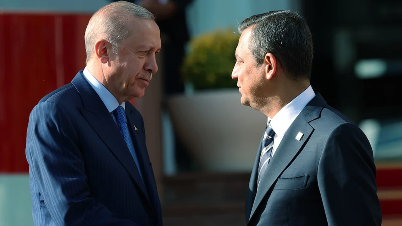 Cumhurbaşkanı Erdoğan CHP lideri Özgür Özel'e teşekkür etti