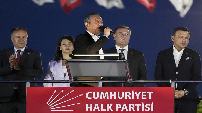 CHP Genel Başkanı Özgür Özel Pendik'te halka seslendi: Biz millet ne derse o olsun istiyoruz