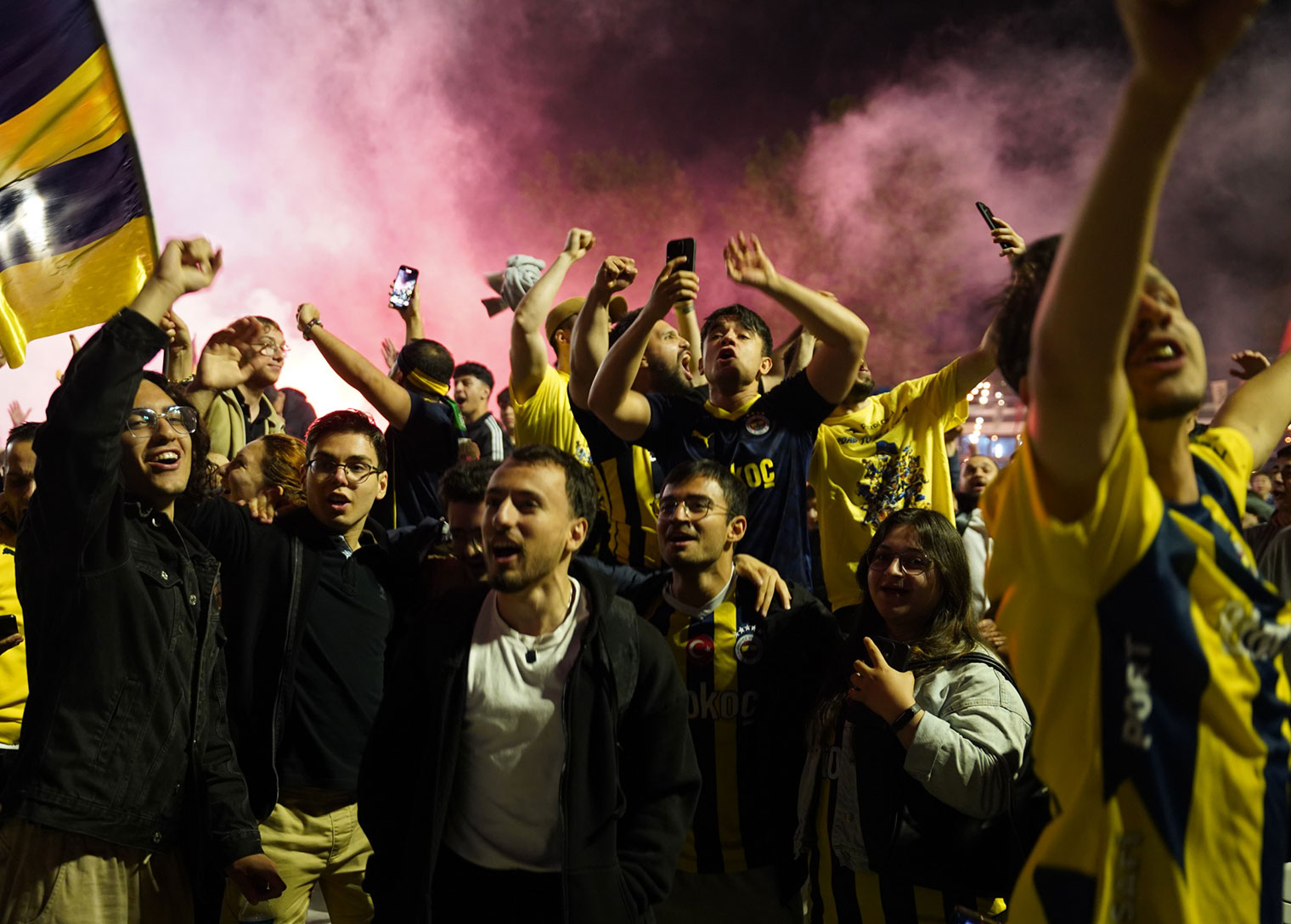 Tuzla’da dev ekranda EuroLeague final coşkusu